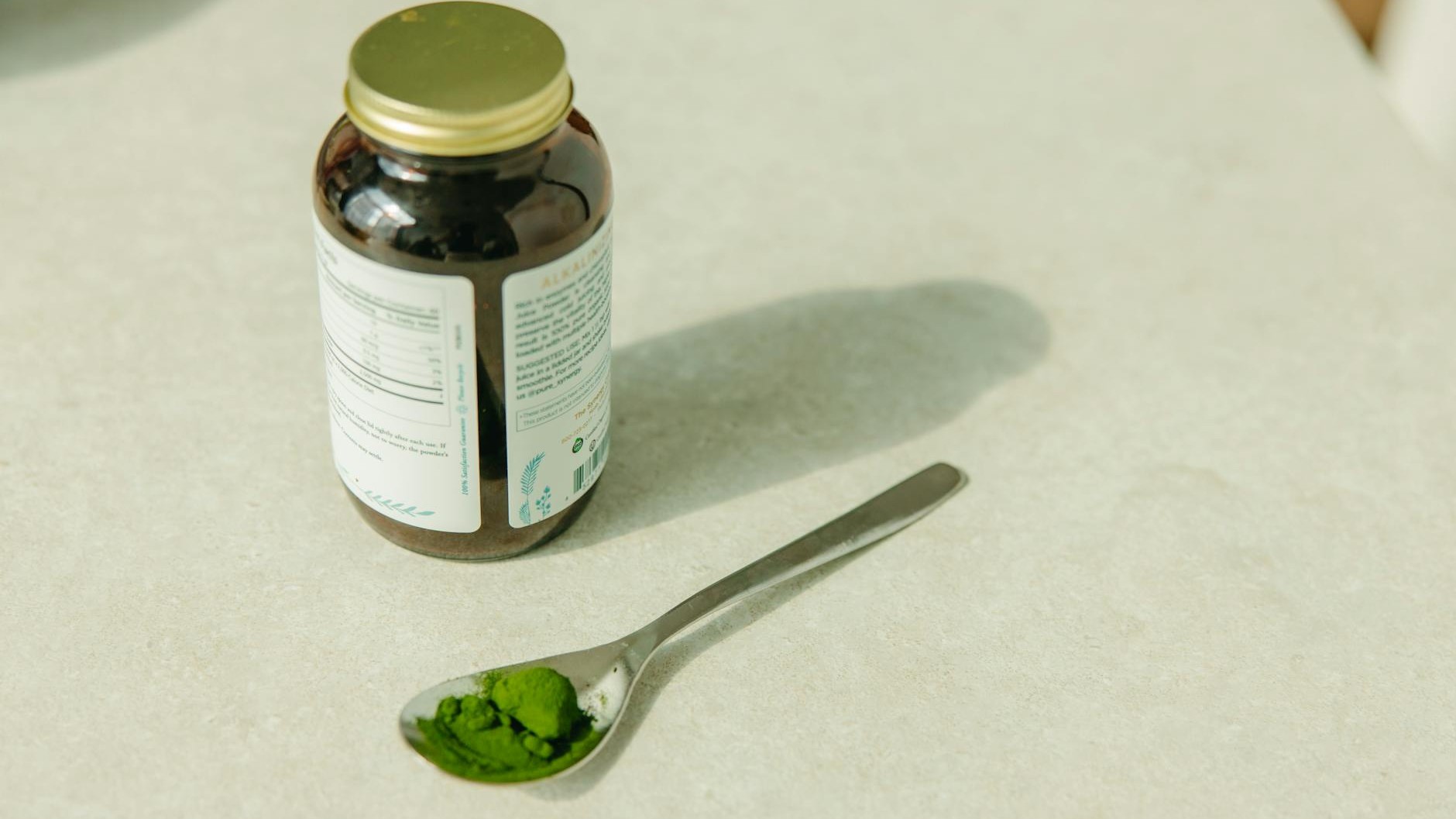 Say Goodbye to Concrete: This Revolutionary Powder Transforms Home Decor in Under an Hour